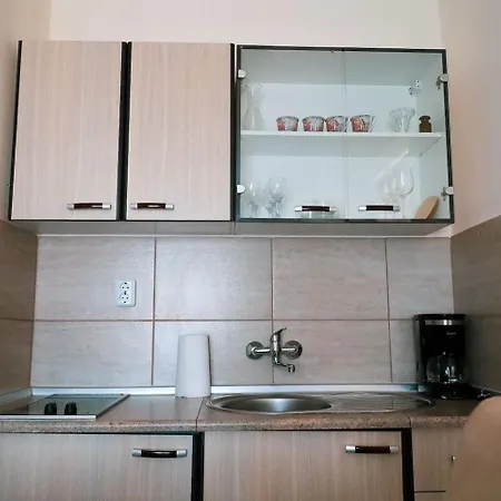 Apartament Novis Kali