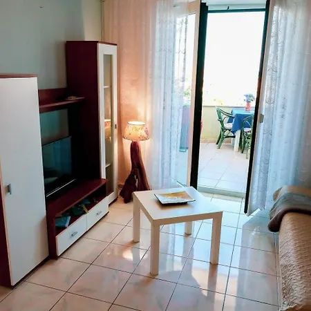 Apartament Novis *